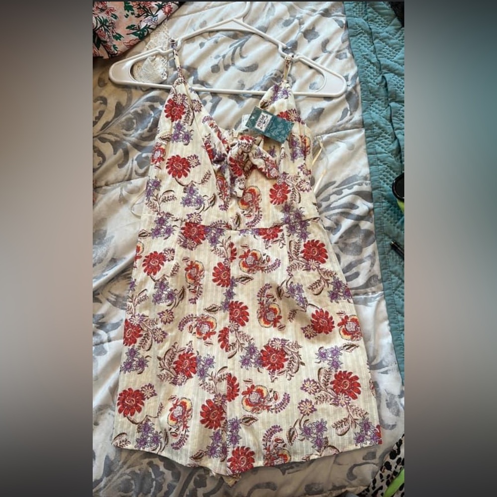 Women’s Romper- new with tags